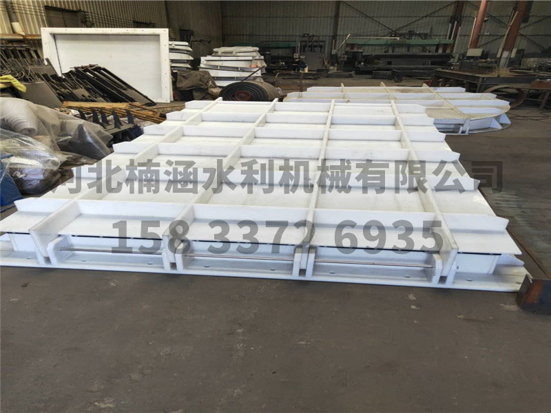 復合材料拍門